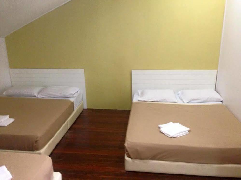 โวยาจคอทเทจลอดจ์ Hotel Malacca ภายนอก รูปภาพ