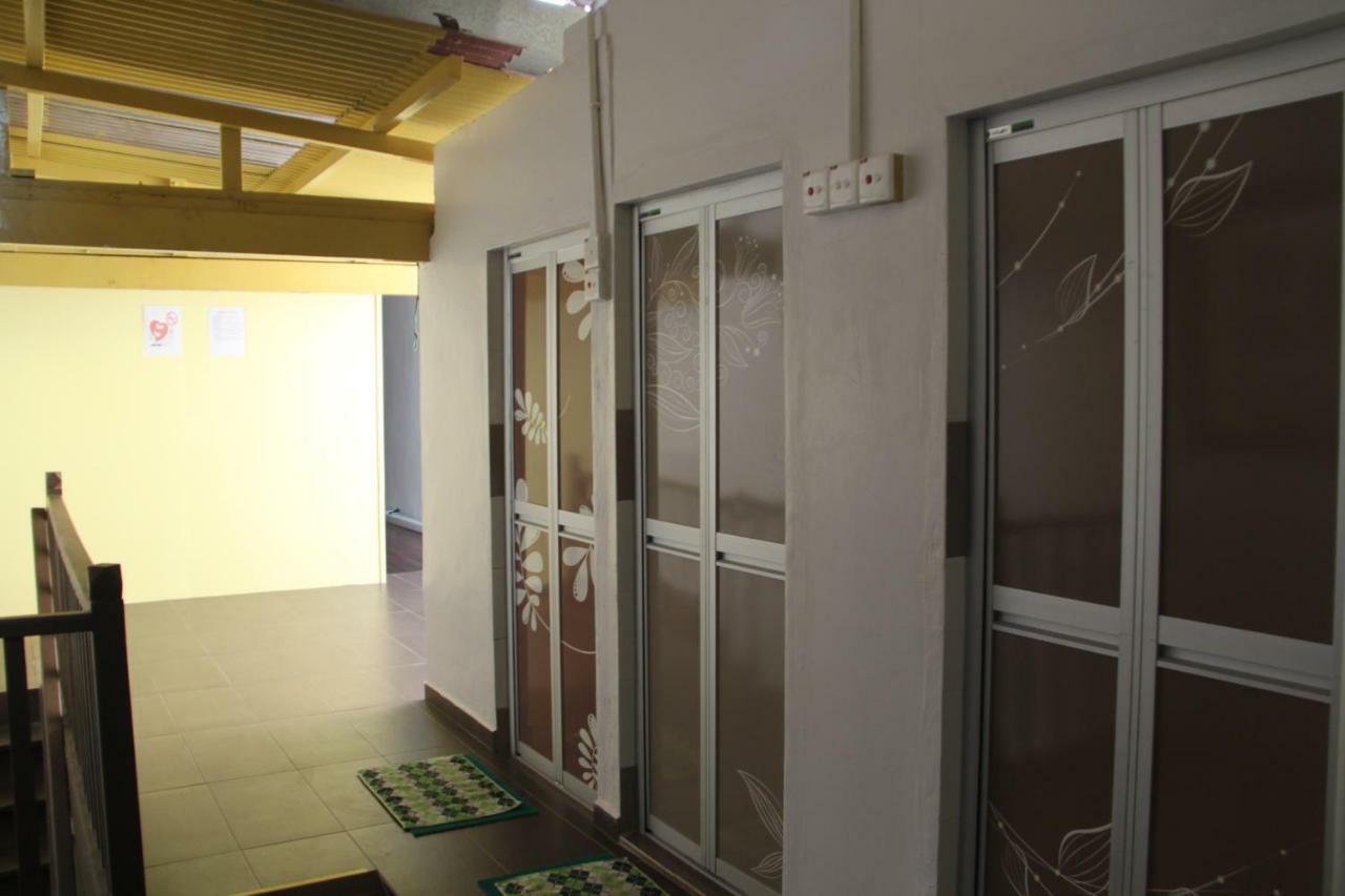 โวยาจคอทเทจลอดจ์ Hotel Malacca ภายนอก รูปภาพ